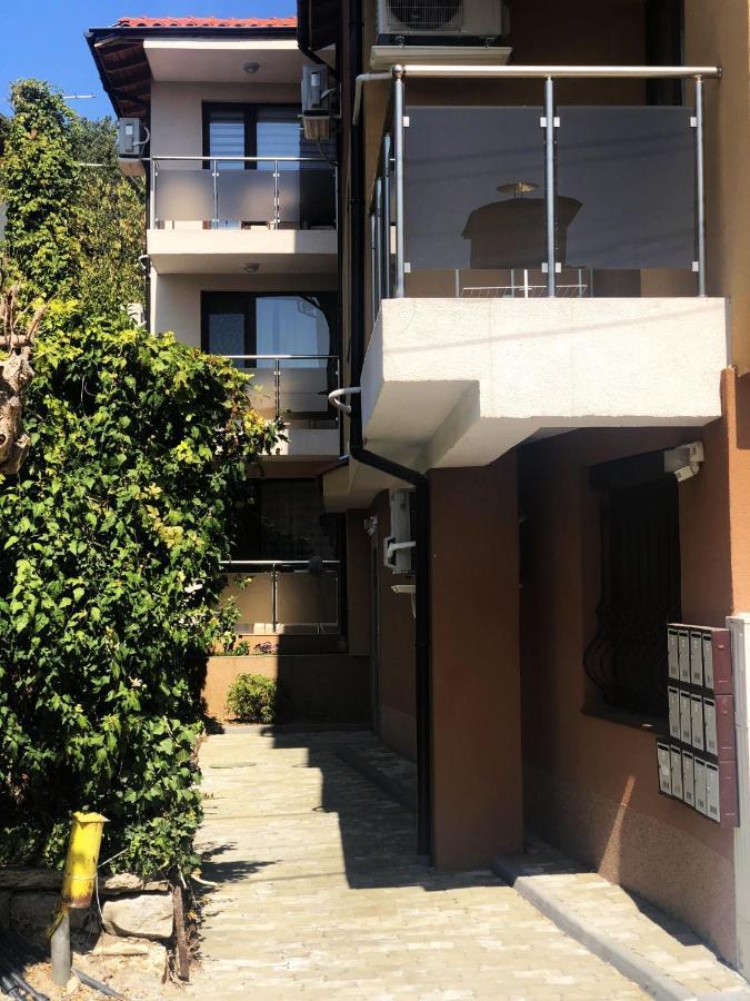 Varusha Apartment Veliko Tarnovo Exterior foto
